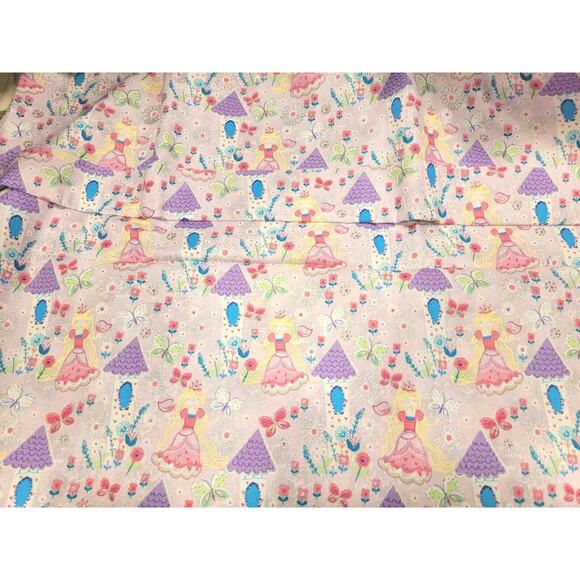 Princess Castle Novelty Glitter Cotton Fabric 2 Yard New Quilting Sewing - Picture 1 of 5